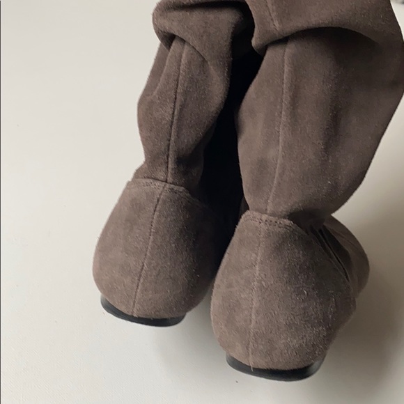 Bonanza Women's Slouchy Microsuede Boots, Sz 7 1/2 - Picture 7 of 14